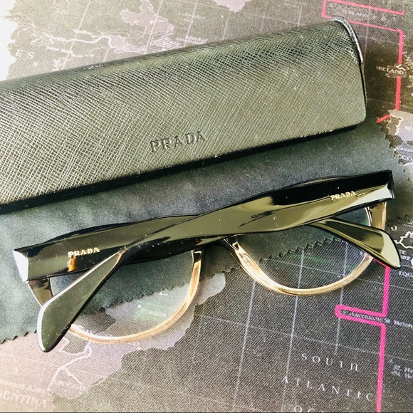 Prada eyeglasses - Picture 5 of 5